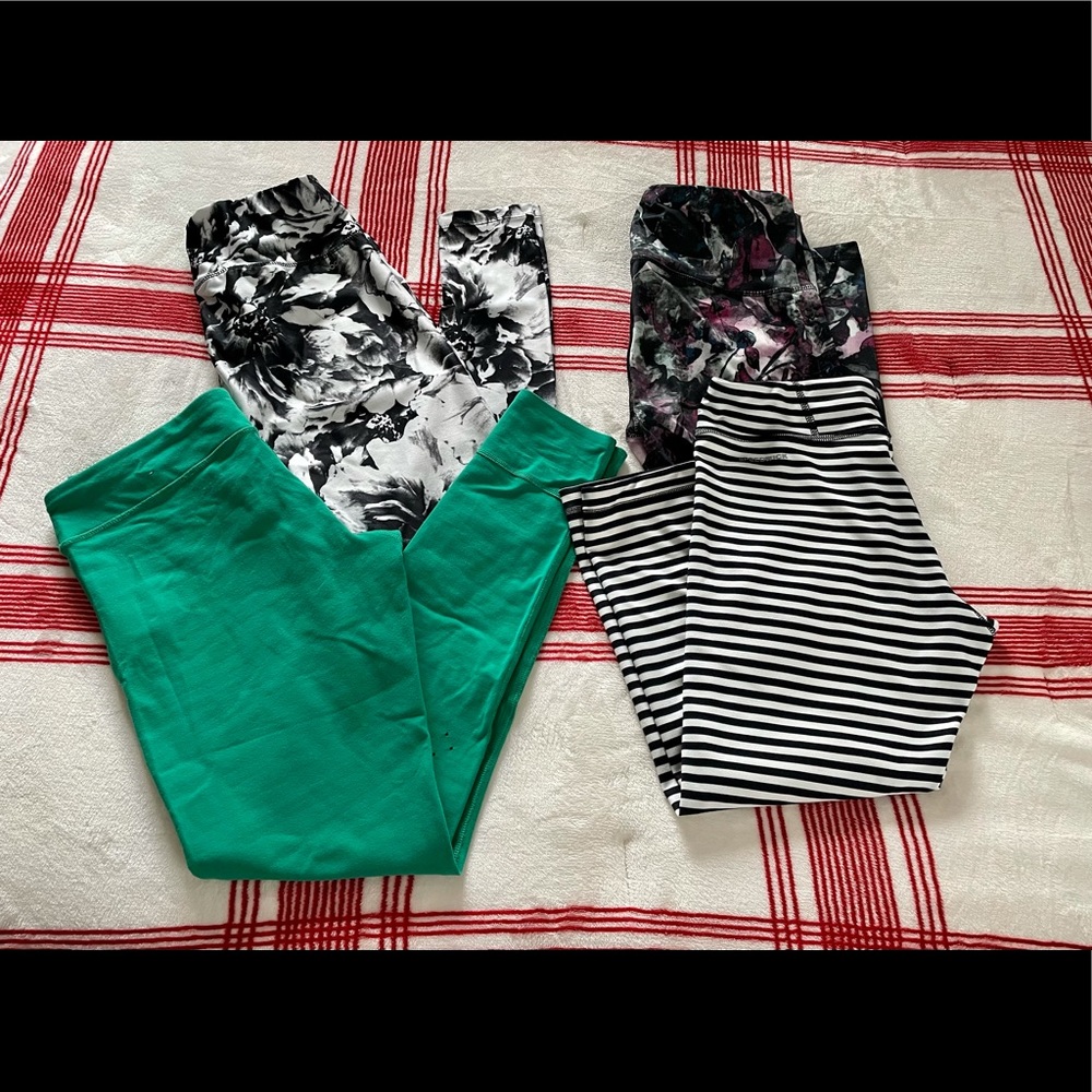 Women’s Size Small Workout Leggings -Lot of 4